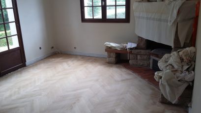 Peinture et poncage parquet avant vitrification