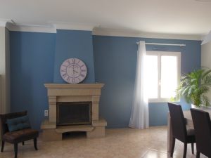 Peintre décorateur sur La Baule Pornichet Presqu‘île Guérandaise, Quellard peinture réalise vos travaux de peinture tels que ravalement de façades, peinture intérieure et extérieure, peinture boiseries, home staging, revêtement de sols, papier peint et entretien de toiture